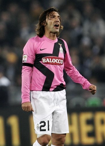 国安与河南合拍足协杯决赛宣传片：在传统足球赛中加入福瑞（国安携手河南打造足协杯决赛宣传片：为传统足球注入福瑞元素）