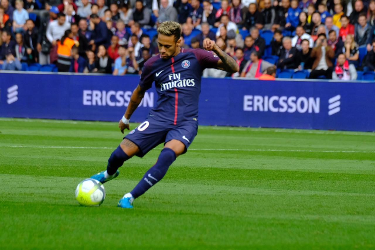 从7场仅1助到5场造7球 贝林厄姆缘何爆发？（低迷到高能：7场仅1助后5战创造7球，贝林厄姆如何逆袭？）