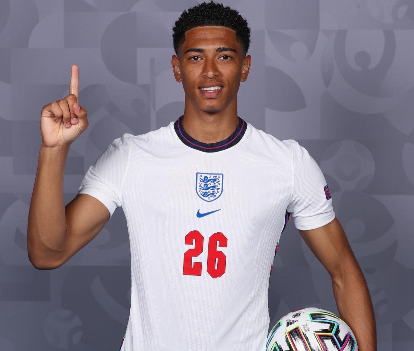 2025年最后一期FIFA排名：前10无变化；中国仍排世界第93（2025年FIFA年终排名：前十不变，中国队仍居世界第93位）