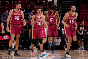 预热！阿森纳官方晒球员用单词形容北伦敦德比：饥渴、刺激……（赛前升温！阿森纳官方发布队员用一个词概括北伦敦德比：渴望、热血……）