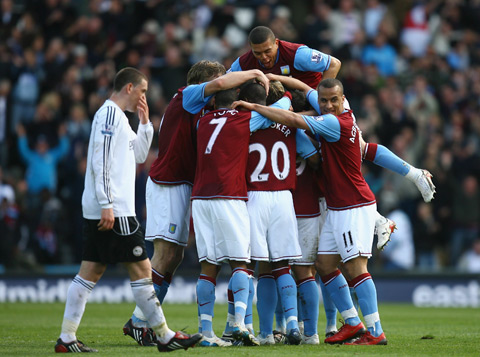 湖人替补群连夜爆发（湖人板凳席一夜狂飙）