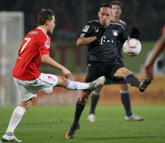 球星用表现回应所有质疑（球星以实力回击所有质疑）