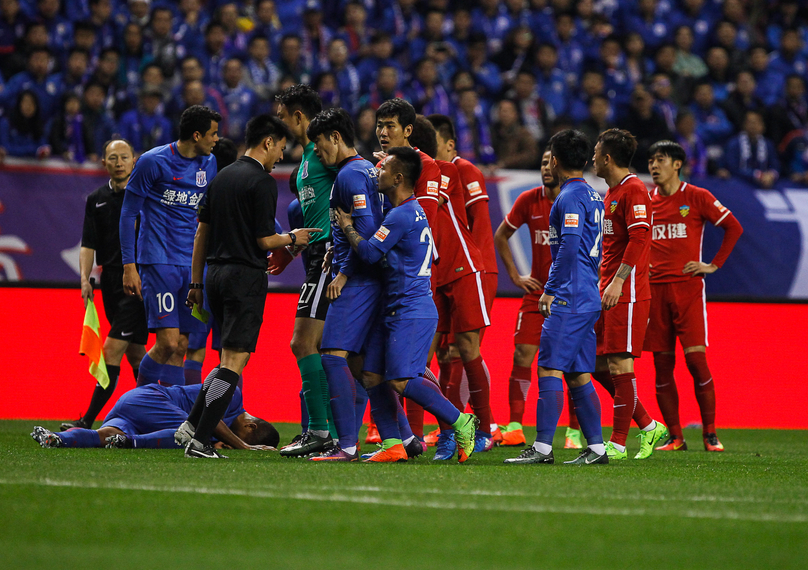 罗马3-1客胜克雷莫内塞登顶意甲，苏莱、埃文-弗格森、利马破门（罗马客场3-1力克克雷莫内塞登顶意甲，苏莱、埃文-弗格森、利马相继破门）