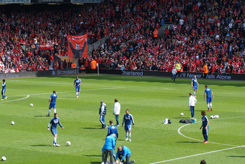 奥莱报：迪马利亚壁画遭到涂污，青训教练指责罗萨里奥球迷