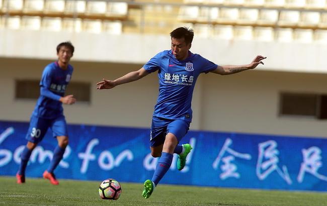 官方：因嘲讽对手唇腭裂，前进之鹰前锋爱德华森被俱乐部罚款（官方通告：不当嘲讽对手唇腭裂，前进之鹰前锋爱德华森遭俱乐部罚款）