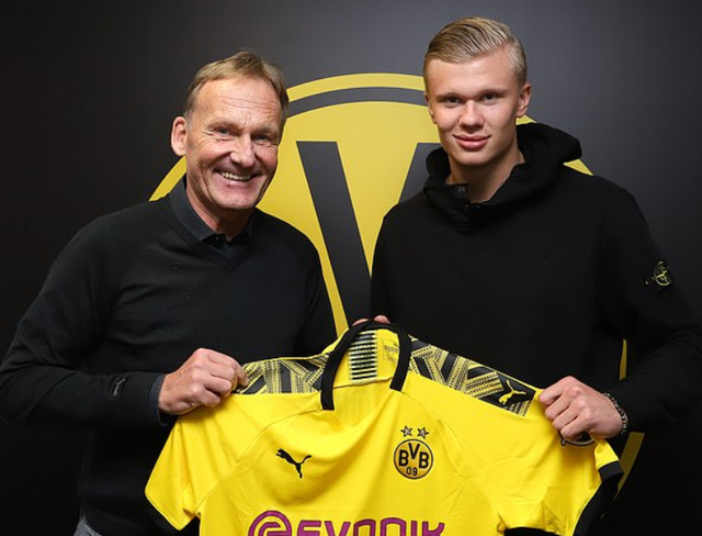 罗马诺：尤文、巴萨等俱乐部在关注伯恩茅斯后卫塞内西（罗马诺：尤文、巴萨等豪门有意伯恩茅斯后卫塞内西）